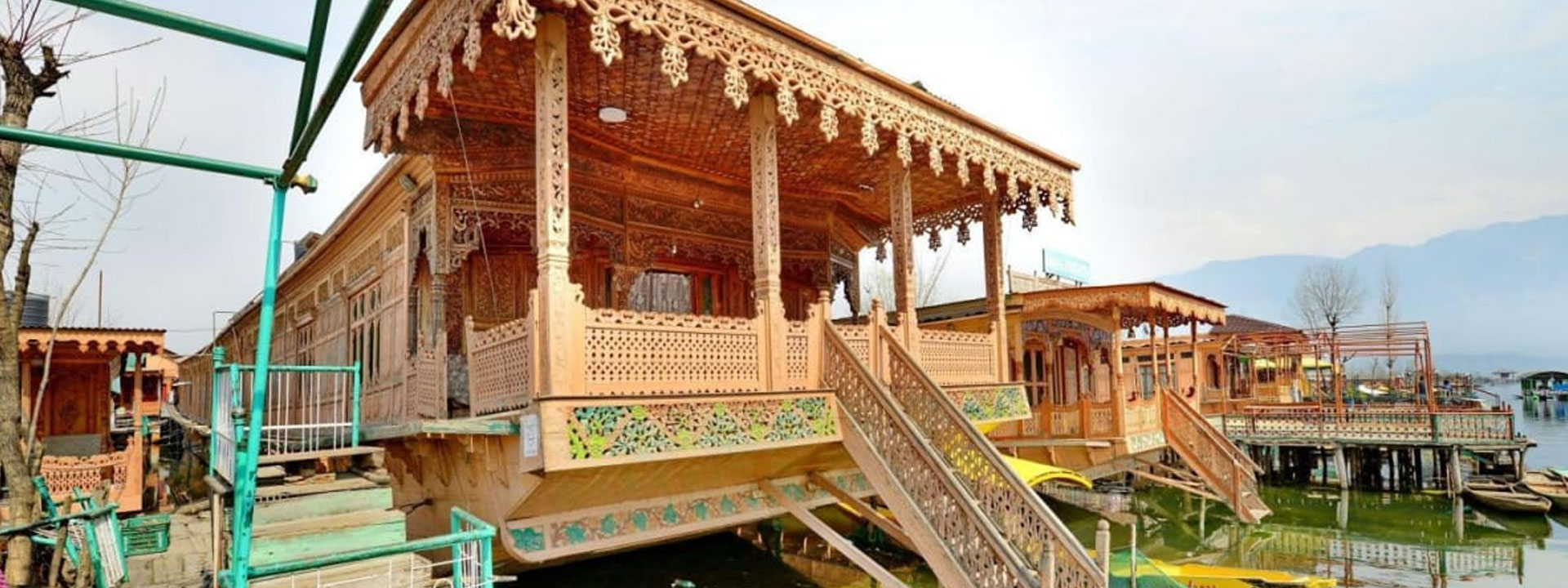 Amina House Boat